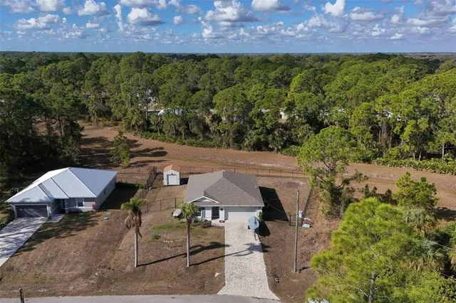 $295,000 | 8015 Sandalwood Court, LaBelle, FL 33935