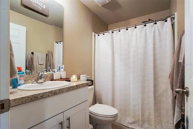 $295,000 | 8015 Sandalwood Court, LaBelle, FL 33935