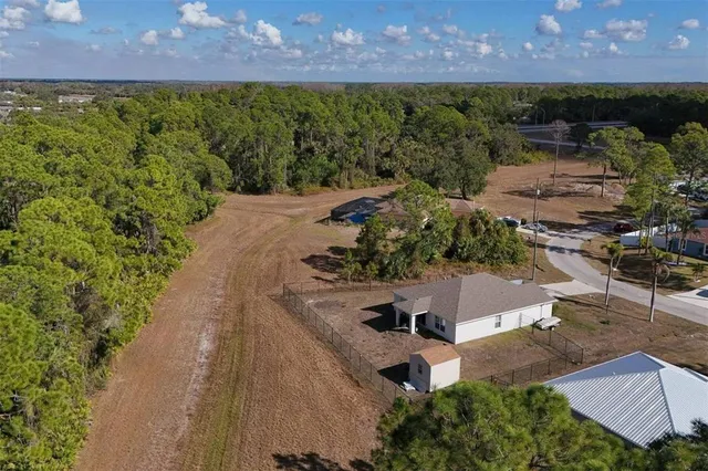 $295,000 | 8015 Sandalwood Court, LaBelle, FL 33935