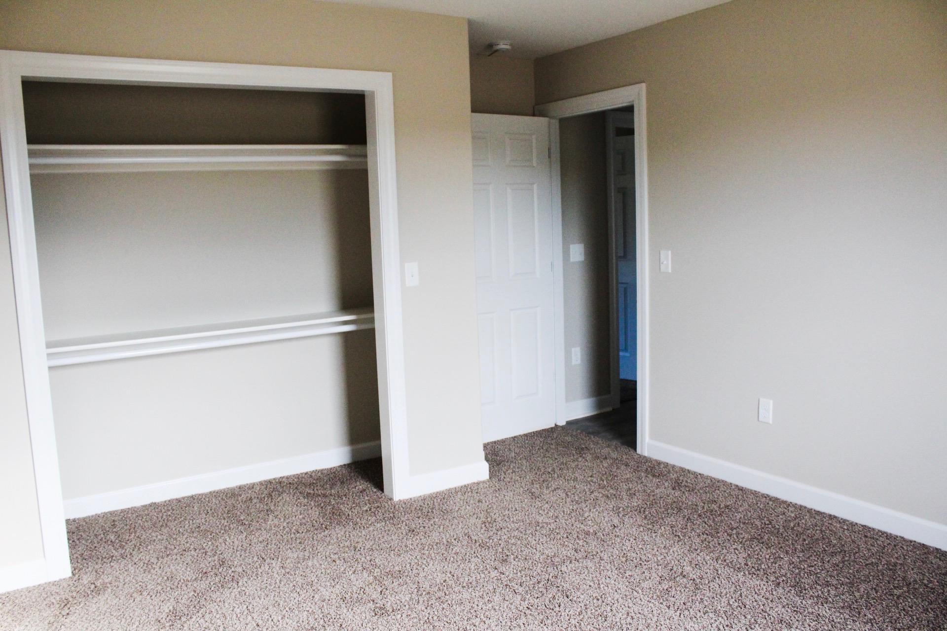 2187 Kroemer Road Fort Wayne, IN 46808 - Photo 13 of 16