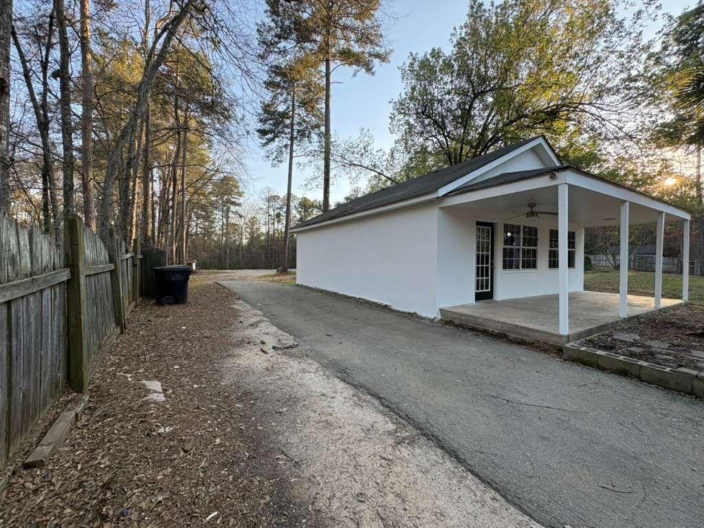 2518 West McIntosh Road Griffin, GA 30223 - Photo 5 of 27