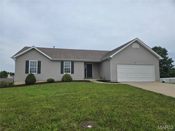 $314,900 | 10 Sugarberry Court, Troy, MO 63379