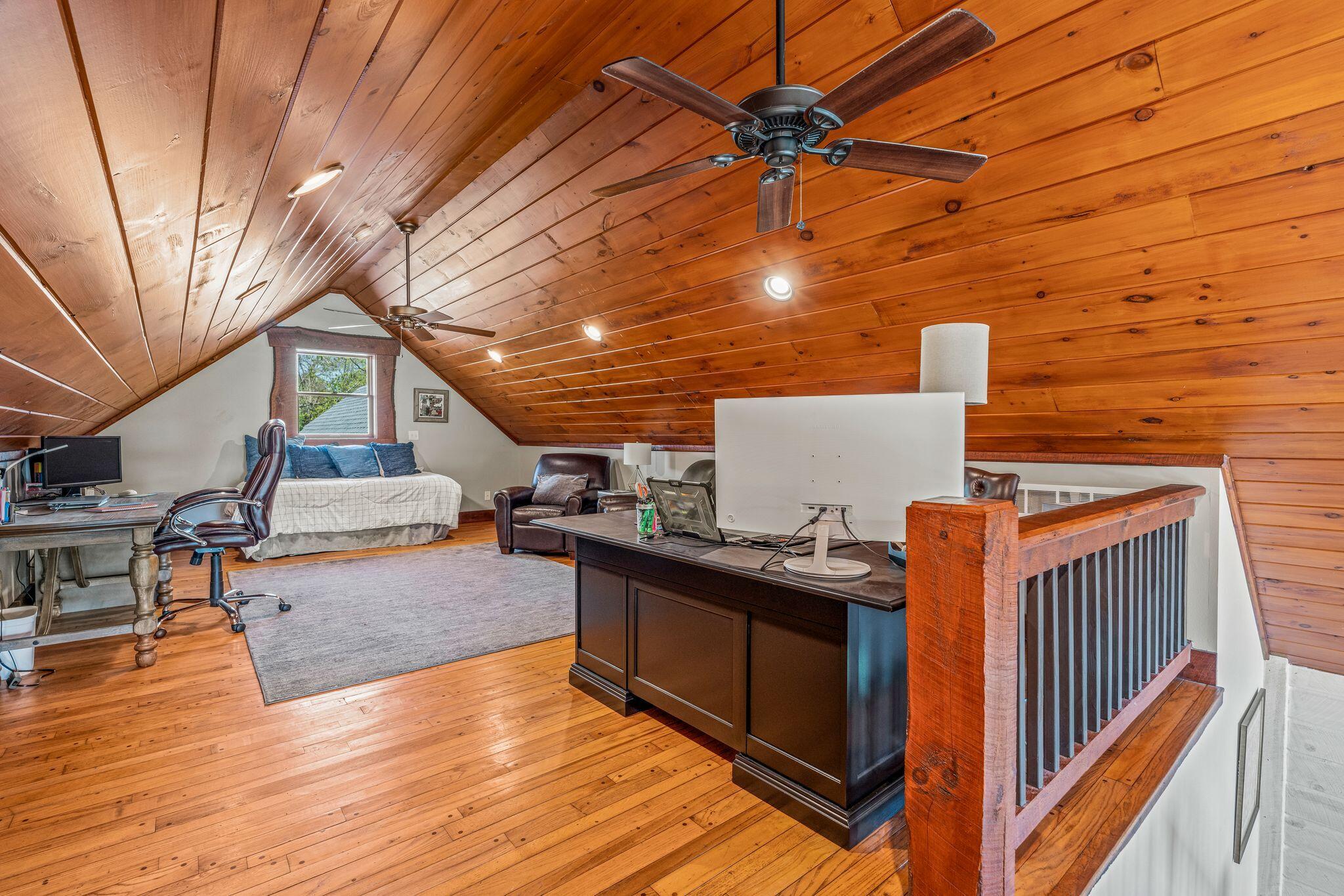 3024 Nagawicka Avenue Delafield, WI 53018 - Photo 23 of 66 3024 Nagawicka Ave, Delafield - HDR-22
