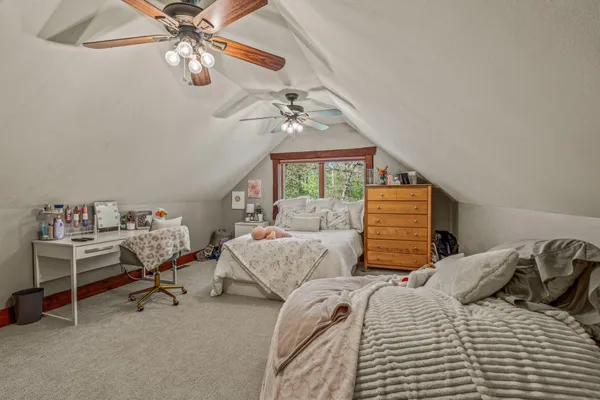 $1,749,900 | 3024 Nagawicka Avenue, Delafield, WI 53018