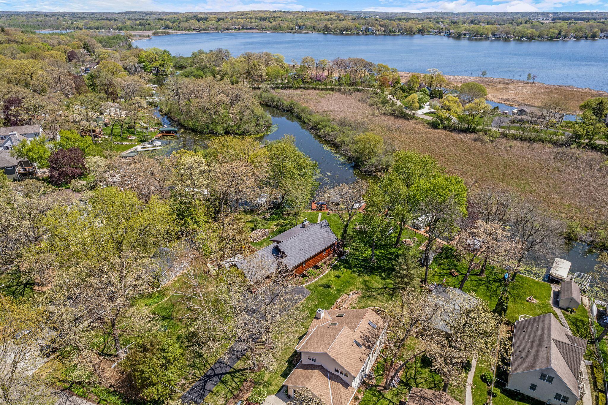 3024 Nagawicka Avenue Delafield, WI 53018 - Photo 55 of 66 3024 Nagawicka Ave, Delafield - Drone-05