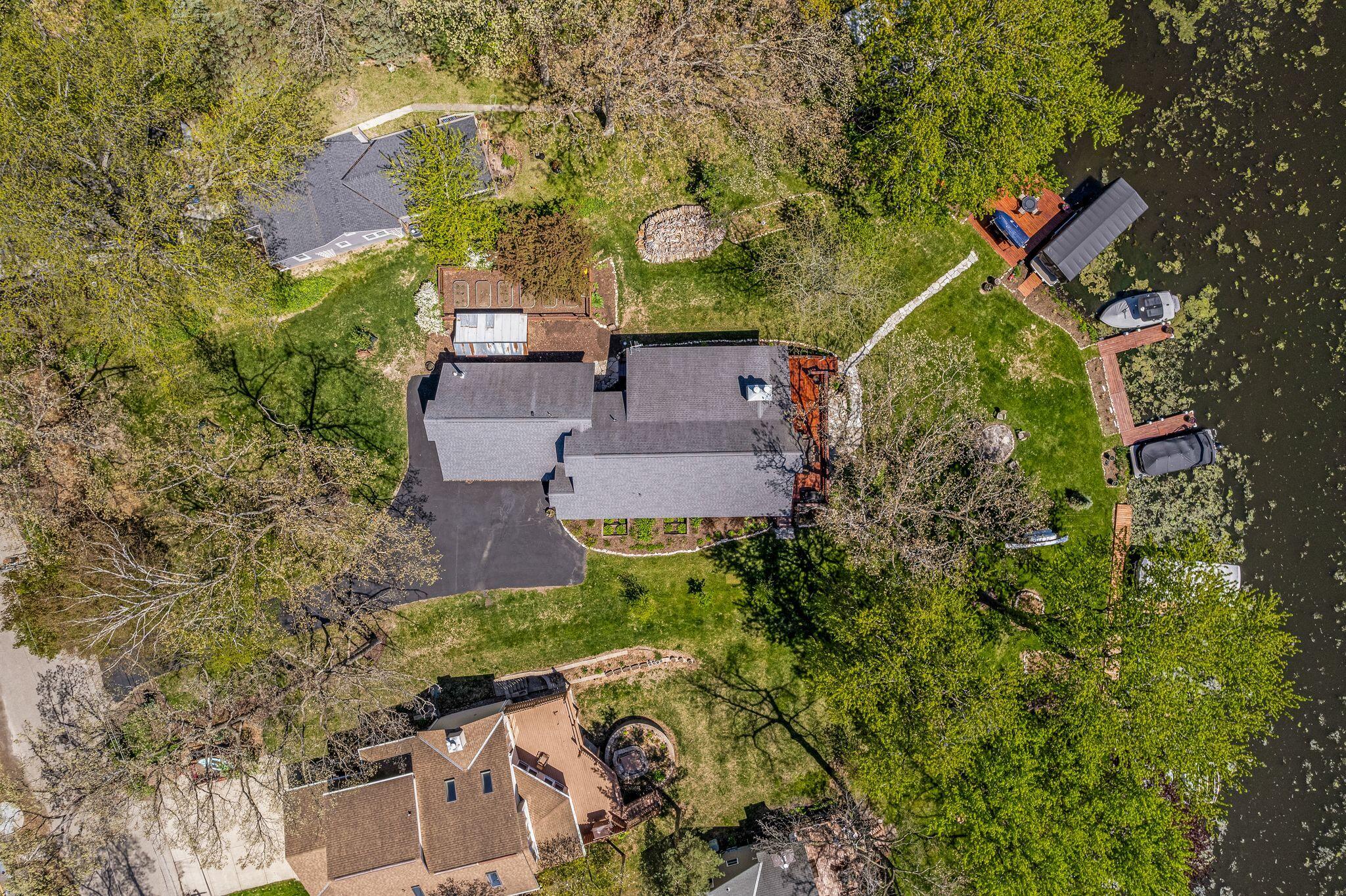 3024 Nagawicka Avenue Delafield, WI 53018 - Photo 57 of 66 3024 Nagawicka Ave, Delafield - Drone-07