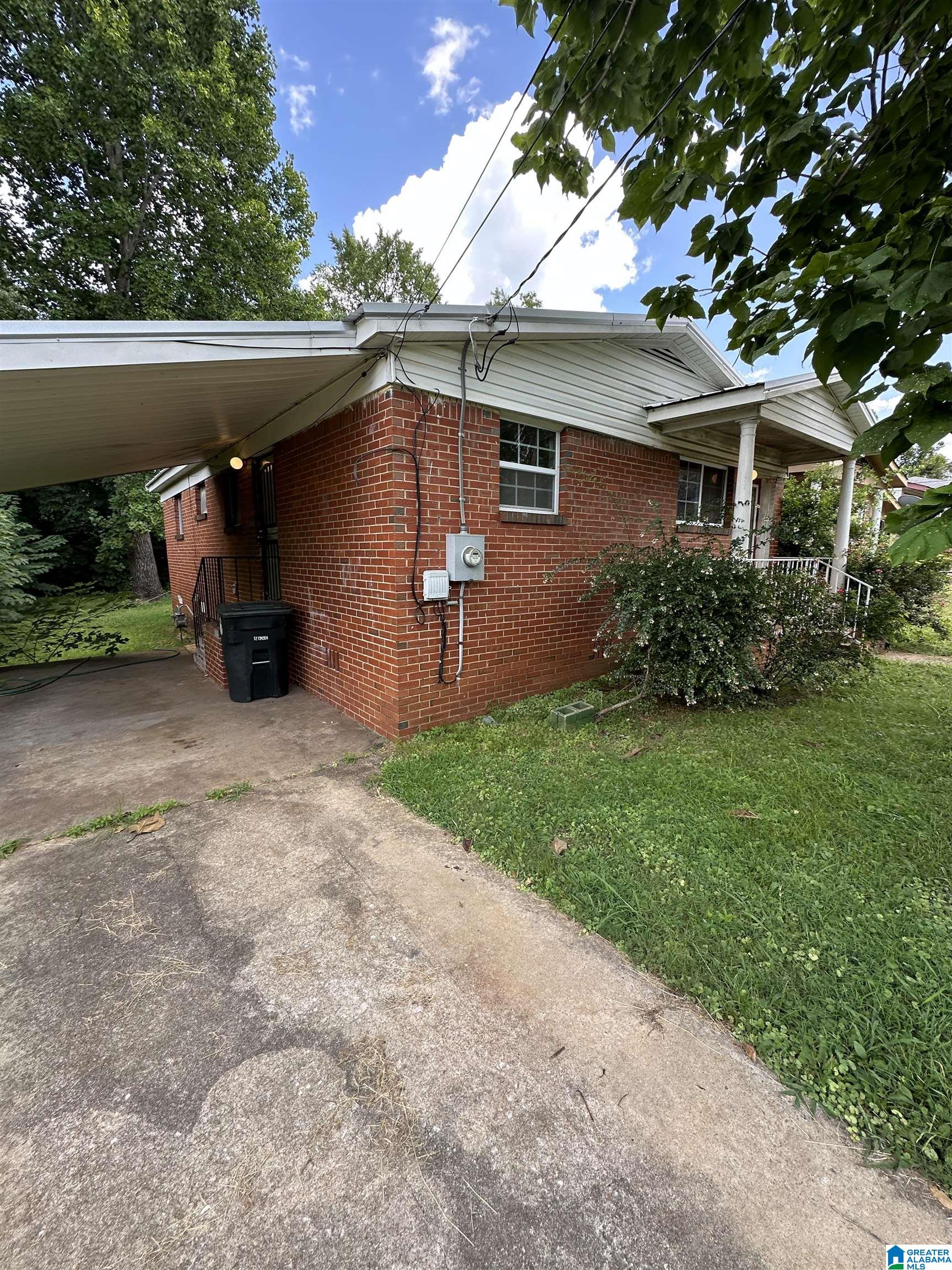 1657 Southwest 18th Way Birmingham, AL 35211 - Photo 2 of 13