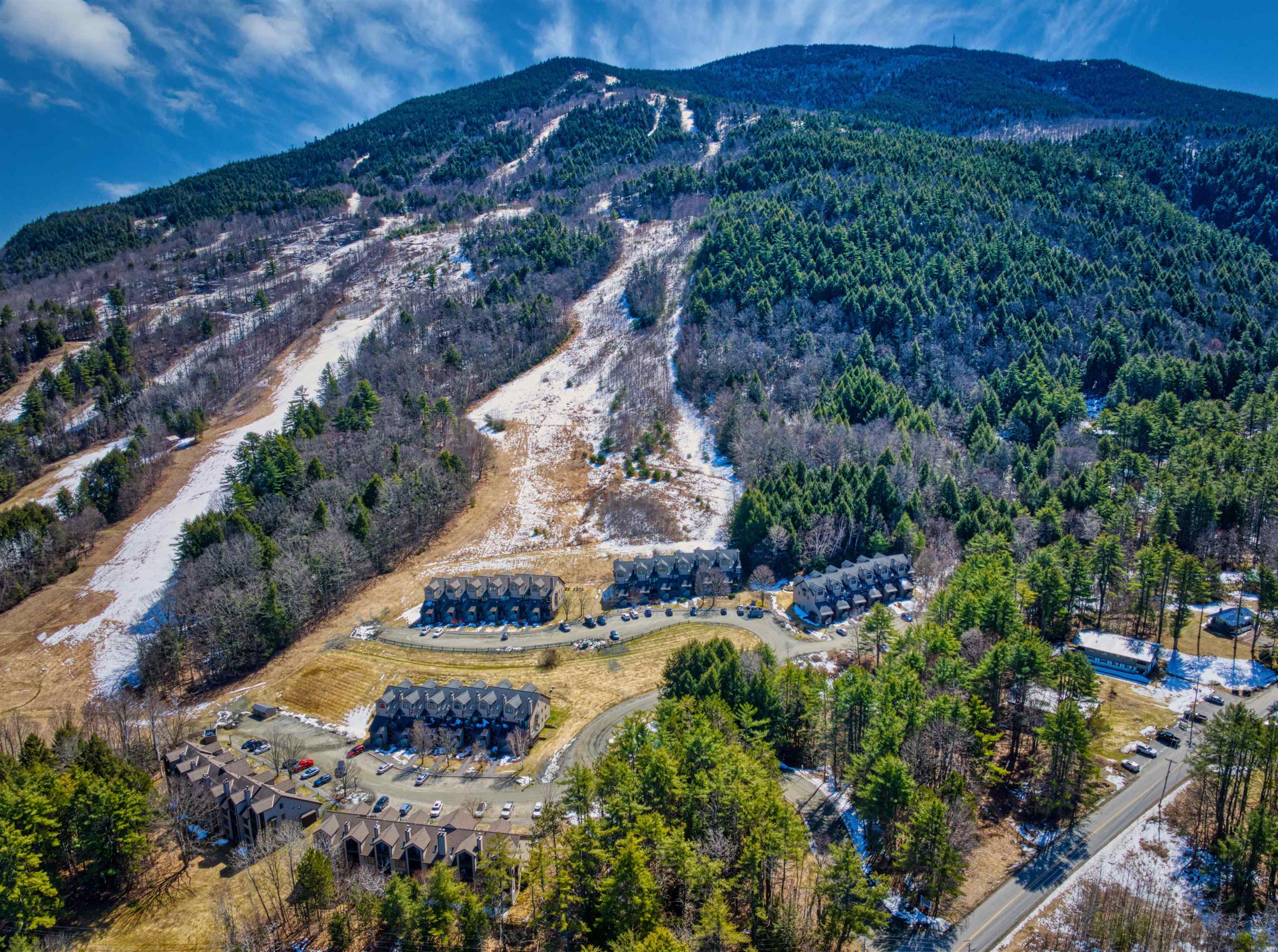 70 Mountains Edge Road, Unit 604 West Windsor, VT 05037 - Photo 13 of 38