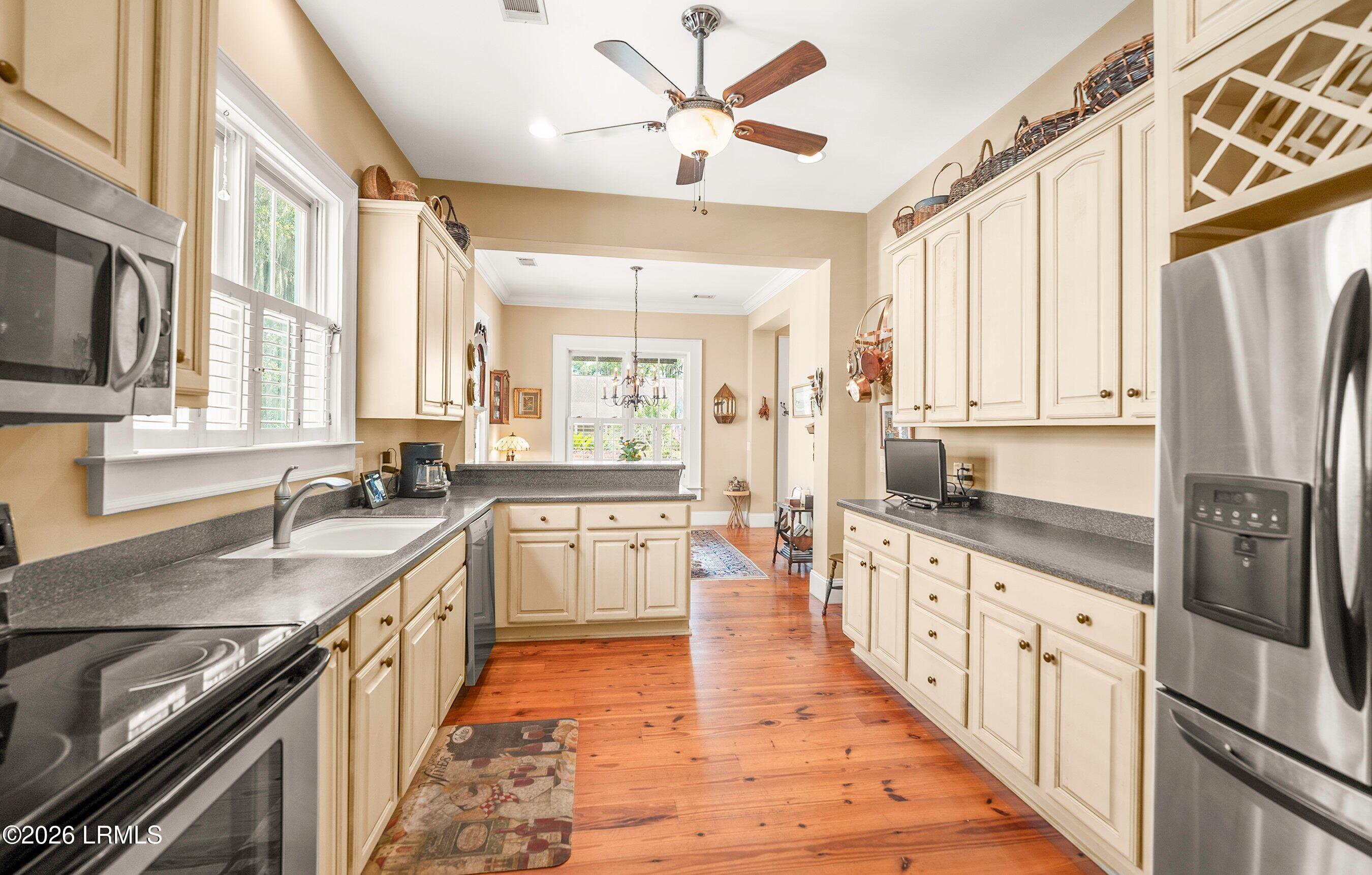 18 Sheridan Road Beaufort, SC 29907 - Photo 16 of 63 DSC02978-90.jpg-SMALL