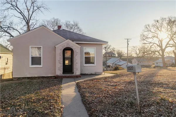 $123,000 | 1520 South 7th Street, Atchison, KS 66002