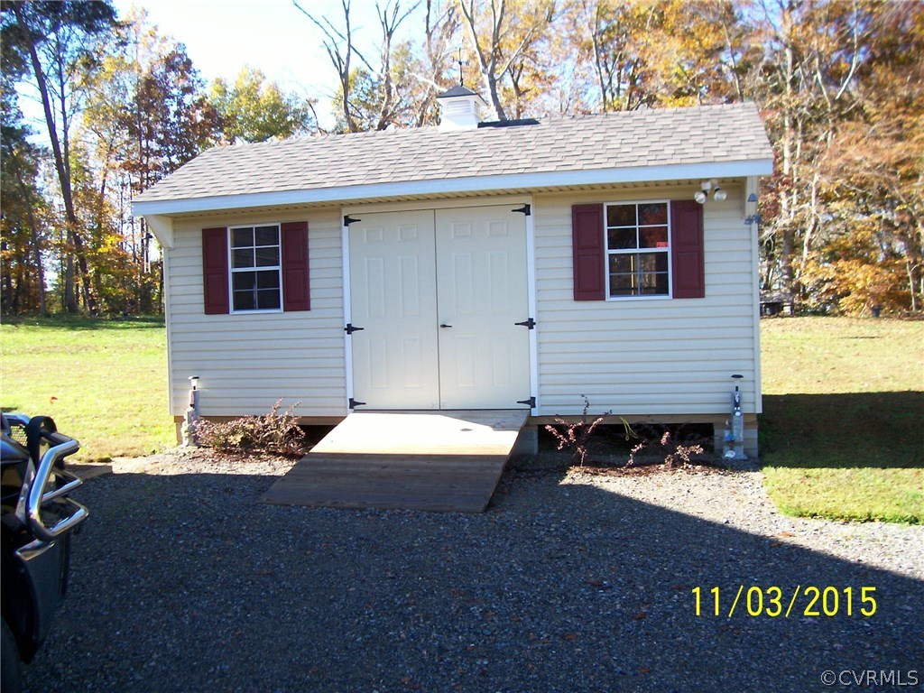 412 Berry Ridge Road Tappahannock, VA 22560 - Photo 3 of 11 Gallery Image 3