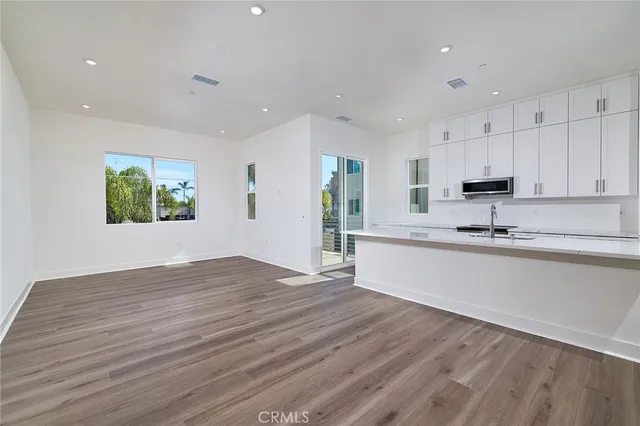 $1,074,990 | 7268 Aura Circle, Huntington Beach, CA 92647