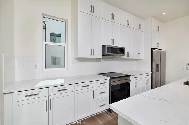 $1,074,990 | 7268 Aura Circle, Huntington Beach, CA 92647