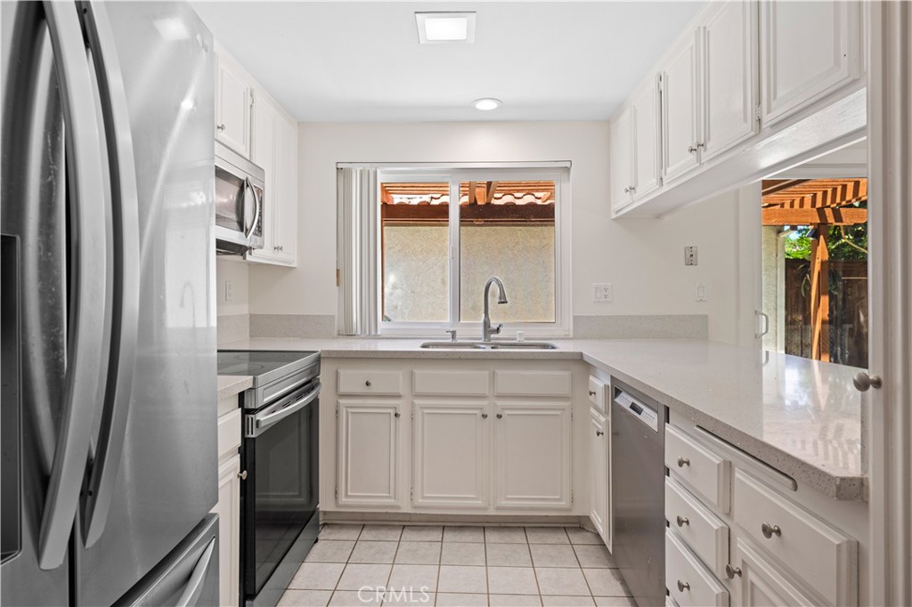 19 Terracima Irvine, CA 92620 - Photo 12 of 54