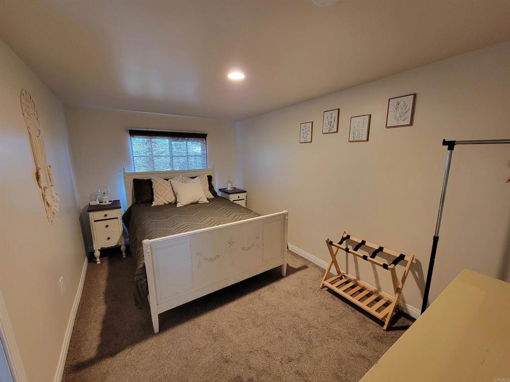 37304 Montezuma Valley Road Ranchita, CA 92066 - Photo 23 of 35 a view of a room with gym equipment