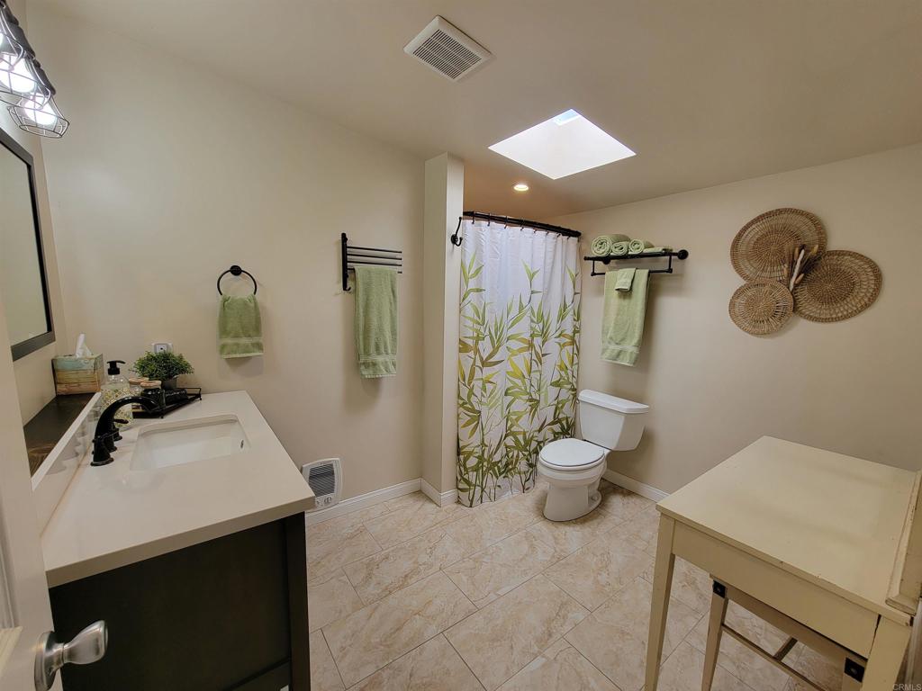 37304 Montezuma Valley Road Ranchita, CA 92066 - Photo 28 of 35 a bathroom with a sink toilet and shower