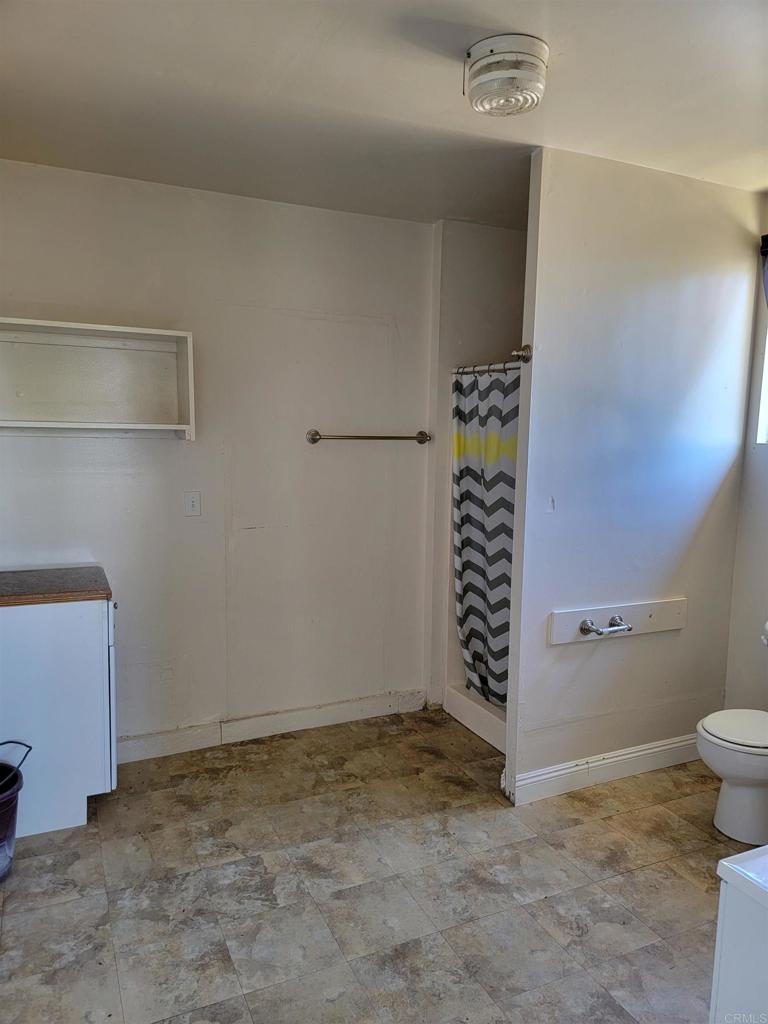 37304 Montezuma Valley Road Ranchita, CA 92066 - Photo 34 of 35 a view of an empty room
