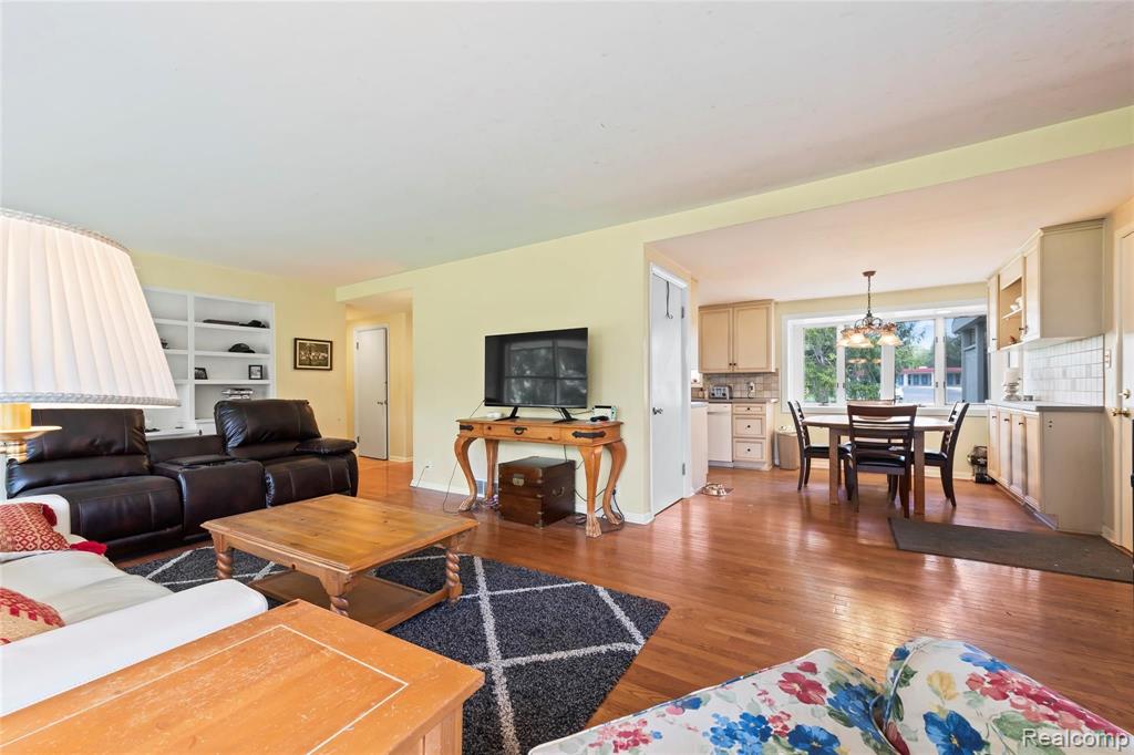 4165 Quarton Road Bloomfield Hills, MI 48301 - Photo 11 of 39