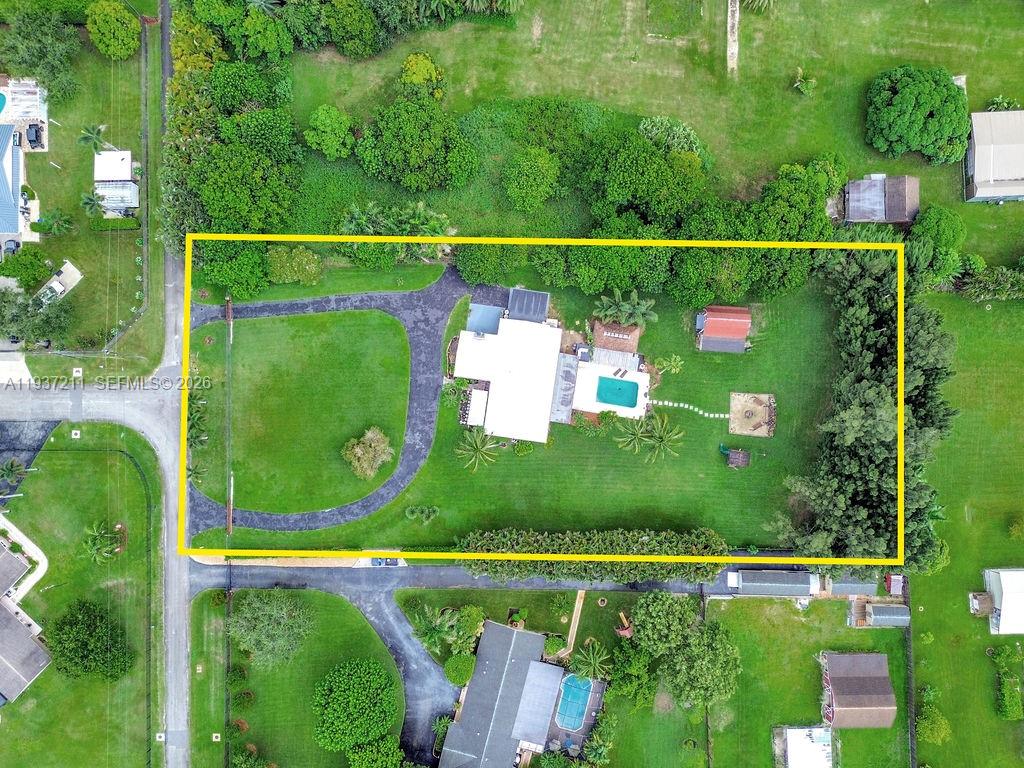 5300 Southwest 162nd Avenue Southwest Ranches, FL 33331 - Photo 3 of 43 a view of a tennis court