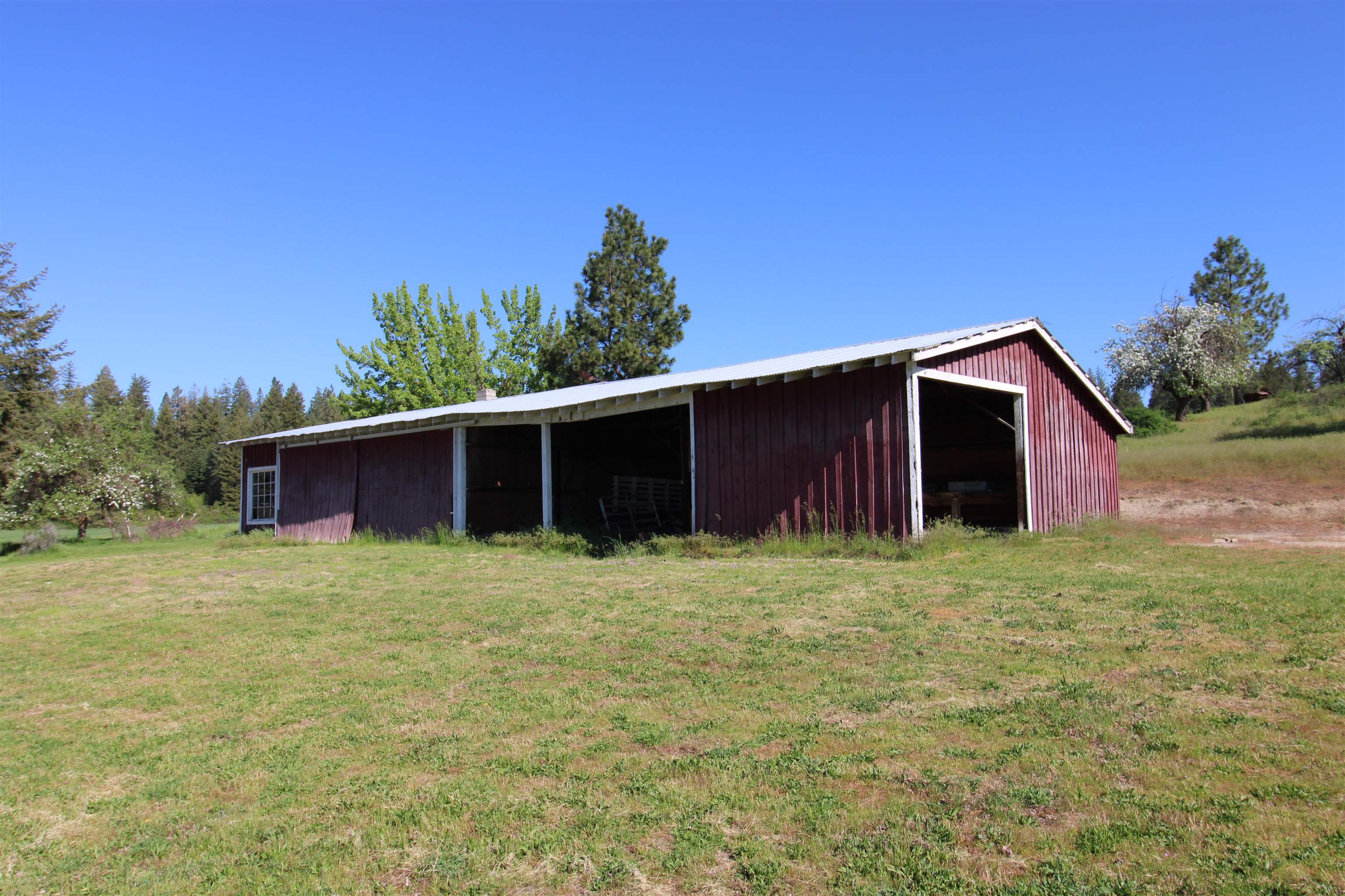 4881 A Carr Road Clayton, WA 99110 - Photo 25 of 44