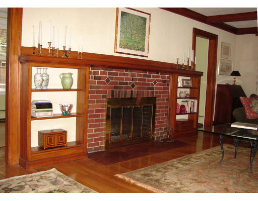 37 Holden Road Newton, MA 02465 - Photo 8 of 14