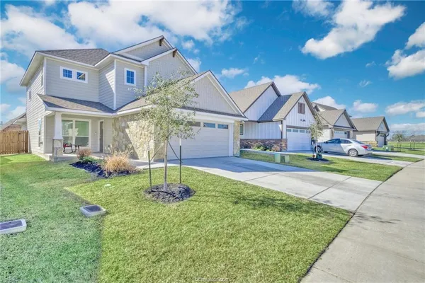 $2,695 | 15225 Still Water Mdw Loop, College Station, TX 77845