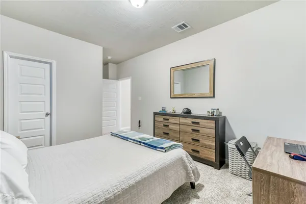 $2,695 | 15225 Still Water Mdw Loop, College Station, TX 77845