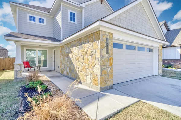 $2,695 | 15225 Still Water Mdw Loop, College Station, TX 77845