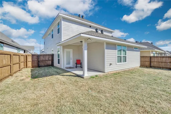 $2,695 | 15225 Still Water Mdw Loop, College Station, TX 77845