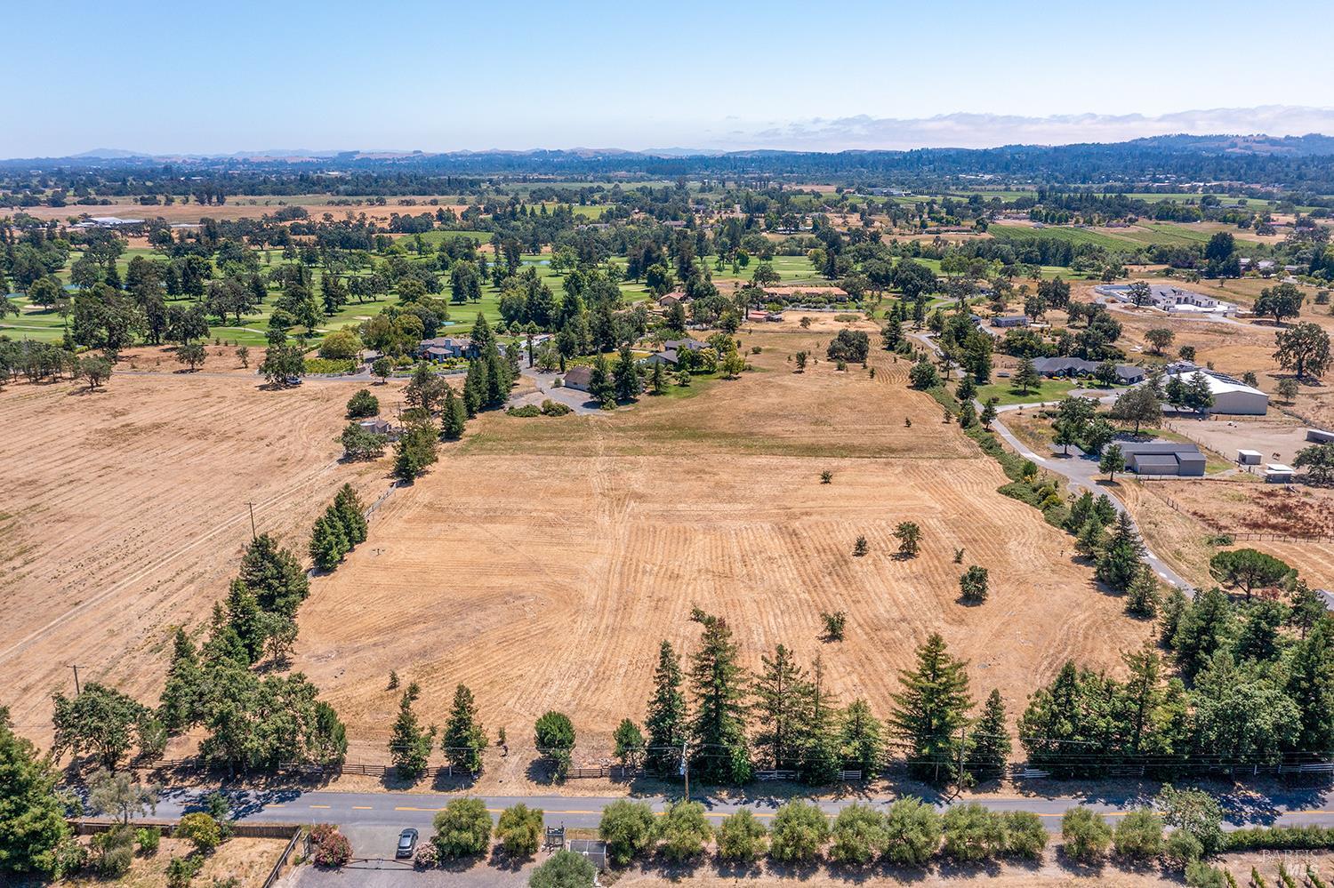5390 Hall Road Santa Rosa, CA 95401 - Photo 2 of 11