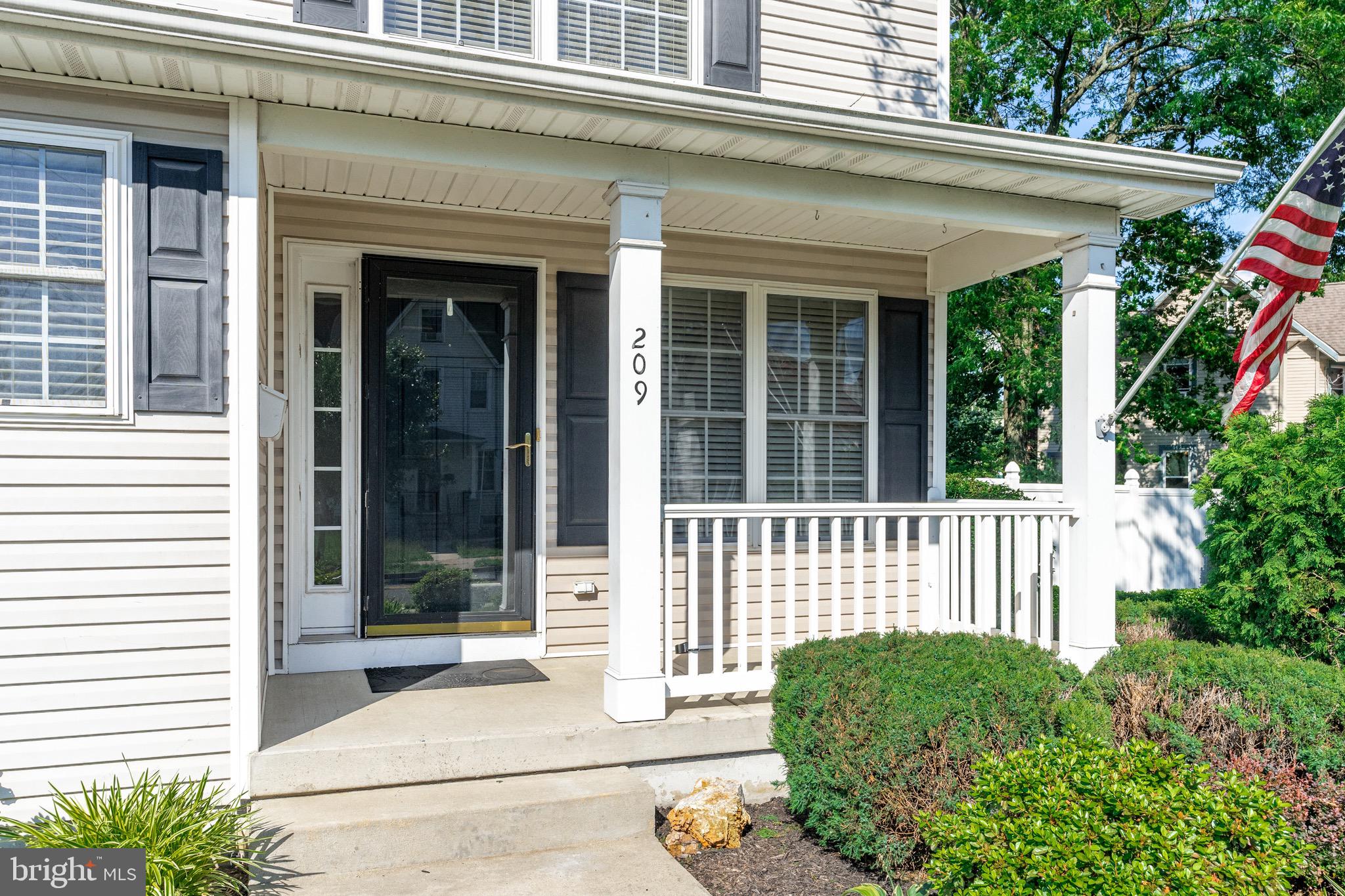 209 South Fairview Street Riverside, NJ 08075 - Photo 3 of 36