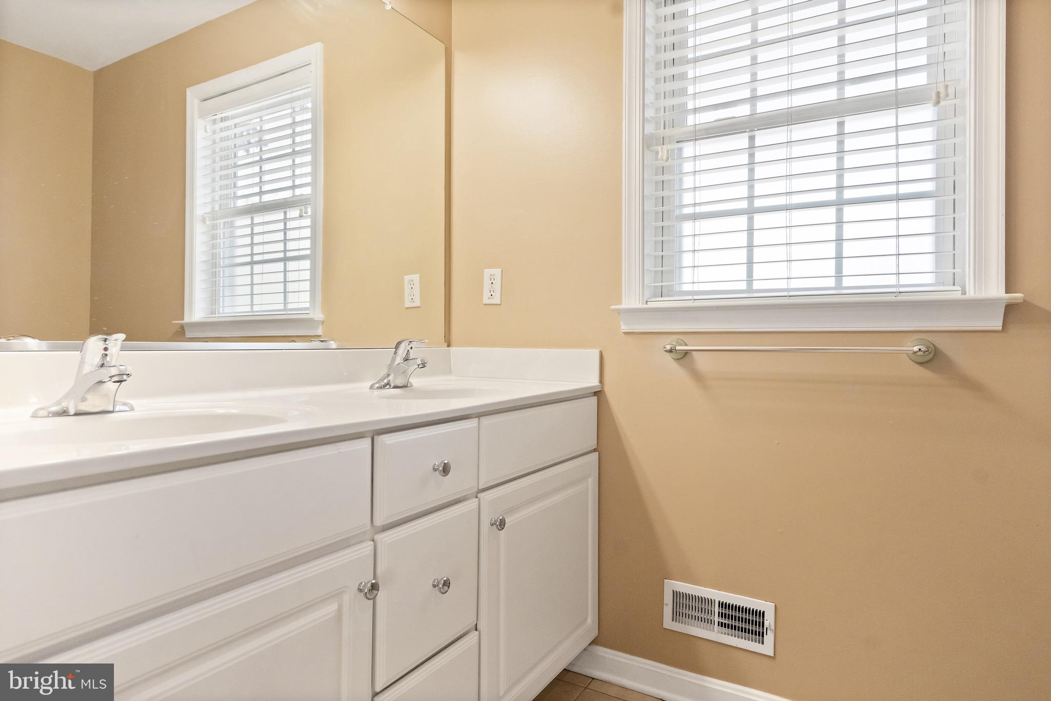 209 South Fairview Street Riverside, NJ 08075 - Photo 27 of 36
