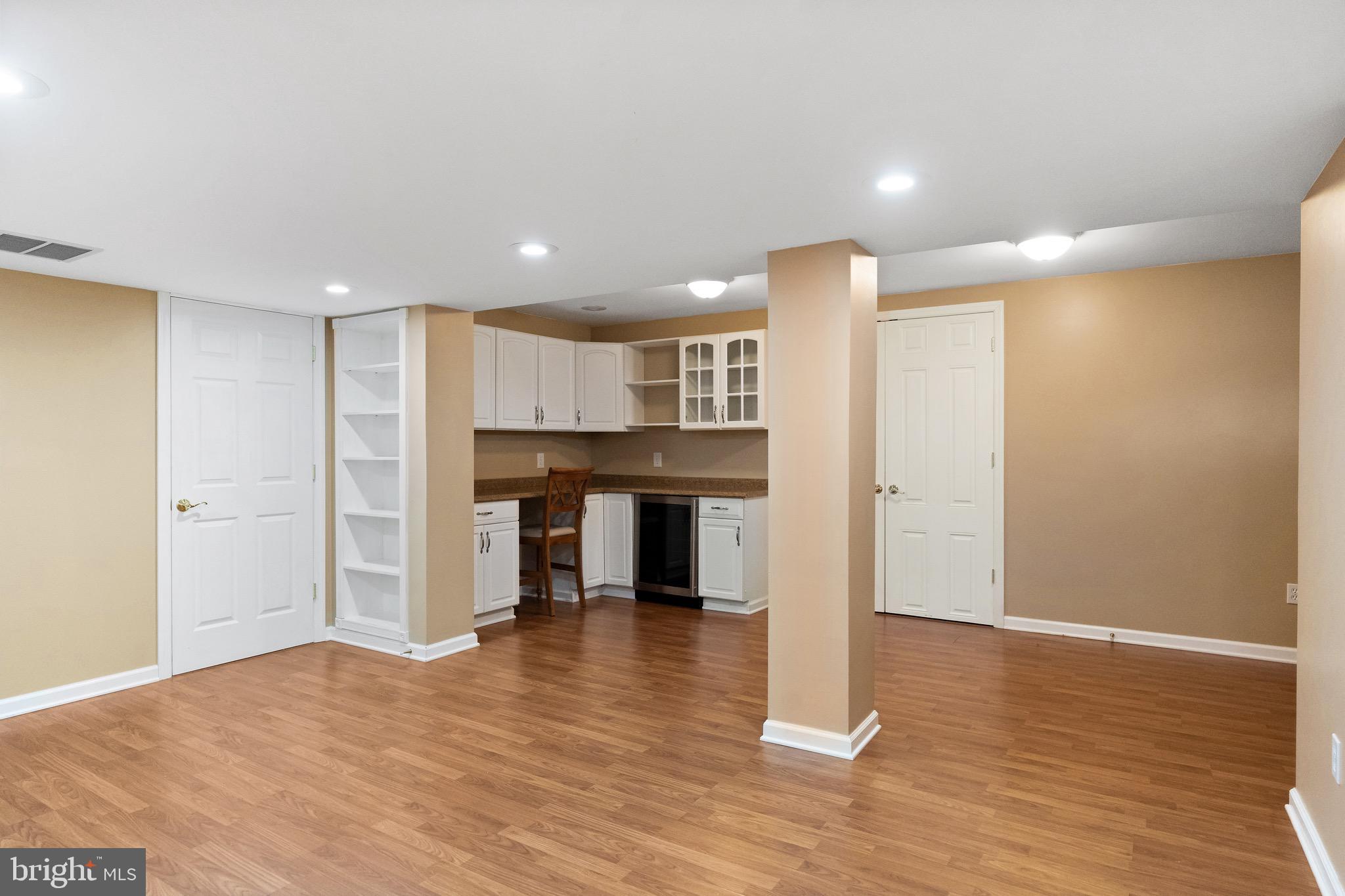 209 South Fairview Street Riverside, NJ 08075 - Photo 6 of 36