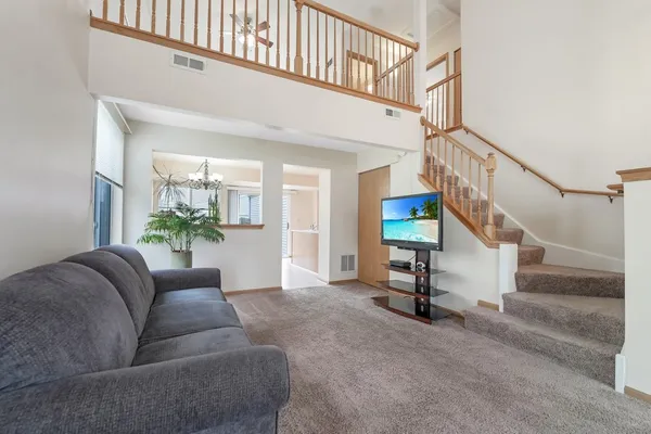 $264,900 | 900 Symphony Drive, Aurora, IL 60504