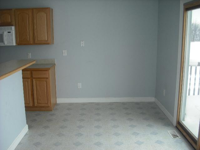 11264 Dingess Road Circleville, OH 43113 - Photo 4 of 13 Gallery Image 4