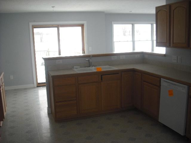 11264 Dingess Road Circleville, OH 43113 - Photo 5 of 13 Gallery Image 5