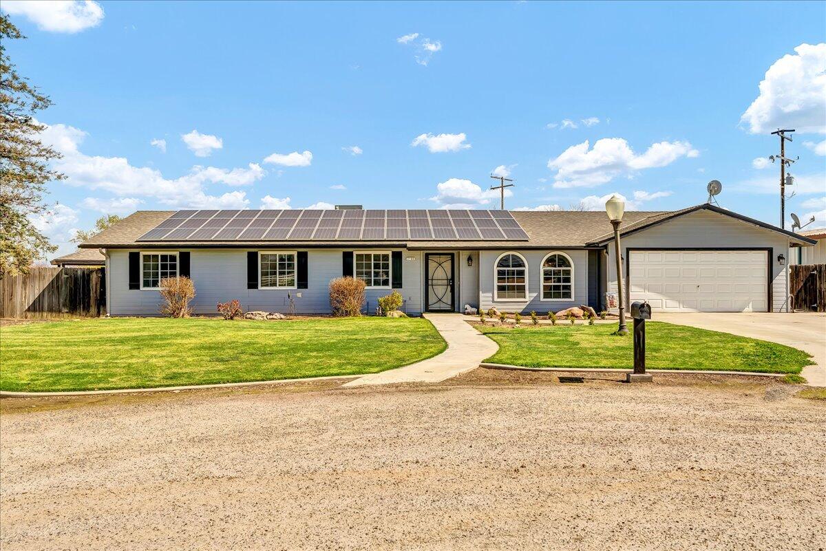 2166 Morris Court Exeter, CA 93221 - Photo 2 of 39 02-02