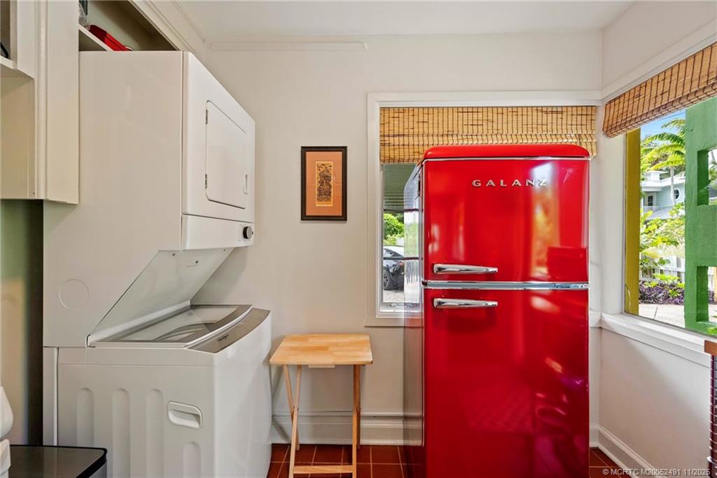 120 Southwest 5th Street Stuart, FL 34994 - Photo 16 of 35