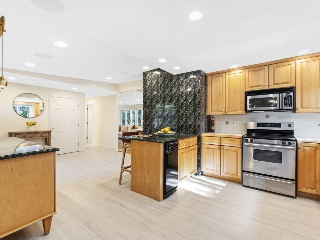 5 Nichols Road Peabody, MA 01960 - Photo 5 of 35 Gallery Image 5
