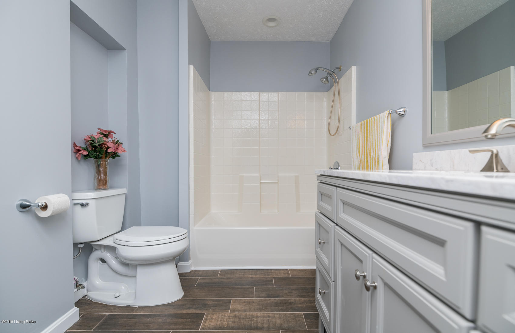 4520 Dover Road Louisville, KY 40216 - Photo 23 of 40 DSC_9425