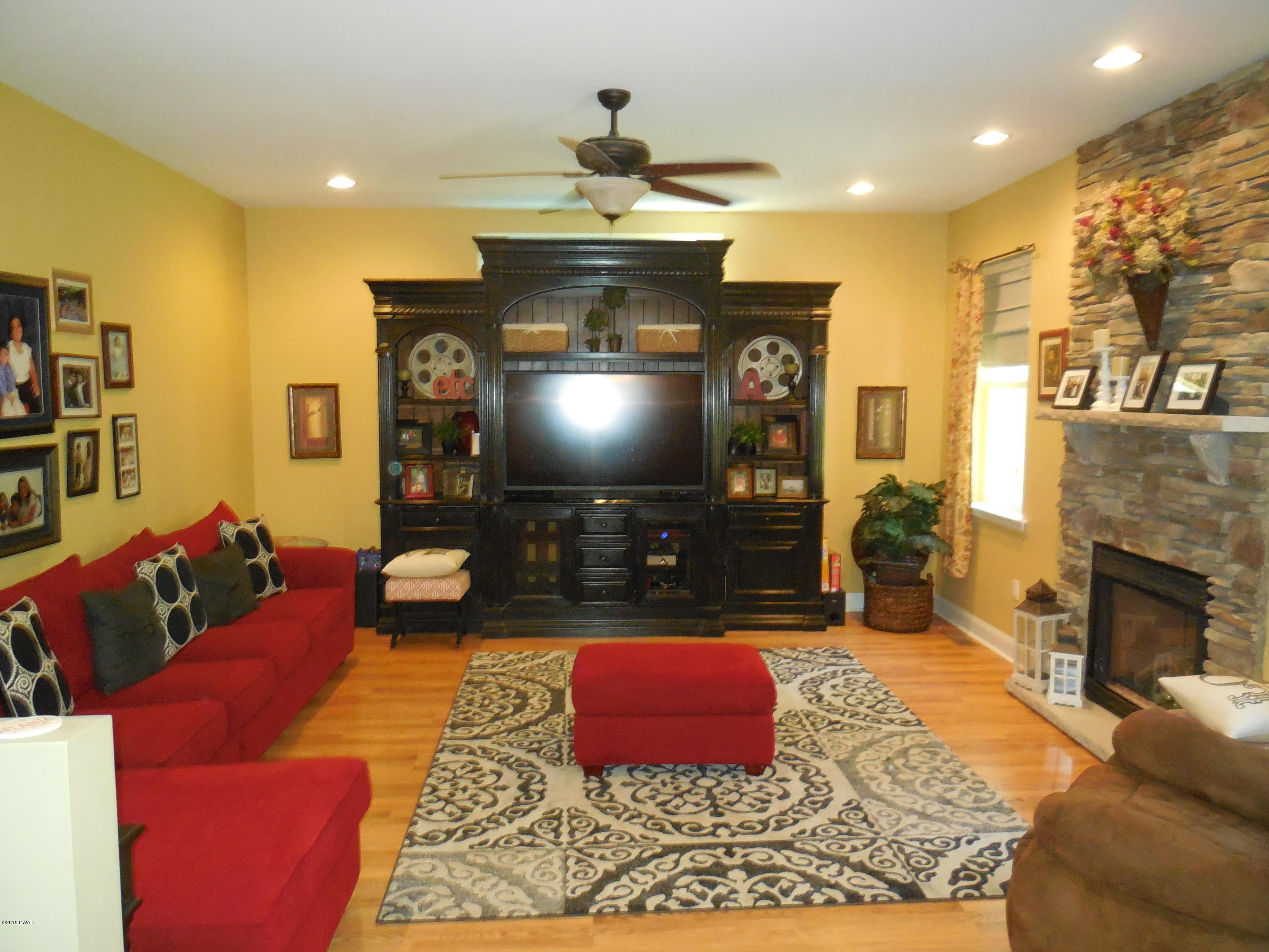 236 Log Tavern Road Milford, PA 18337 - Photo 13 of 71 Gallery Image 13