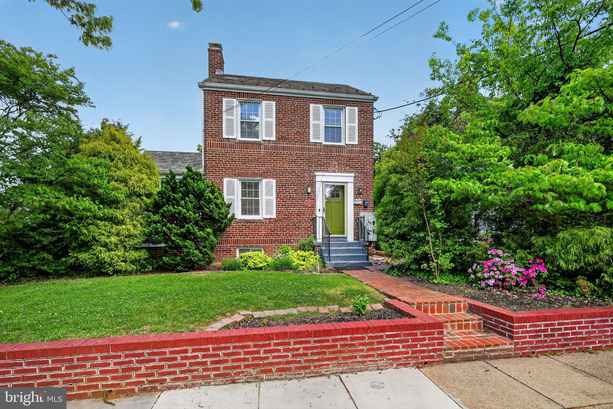 2112 34th Street Southeast Washington, DC 20020 - Photo 2 of 32