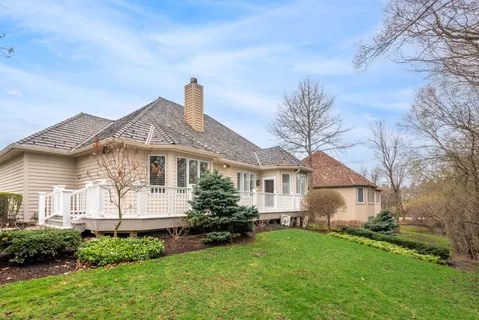 $900,000 | 4 Carlton Court, Inverness, IL 60010