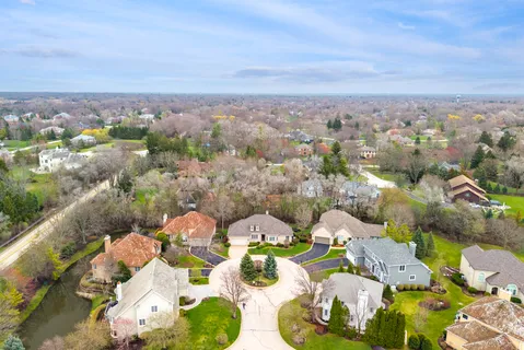 $900,000 | 4 Carlton Court, Inverness, IL 60010