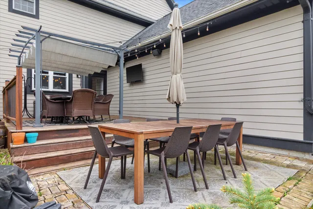 $699,900 | 1821 Vel R. Phillips Avenue, Milwaukee, WI 53212