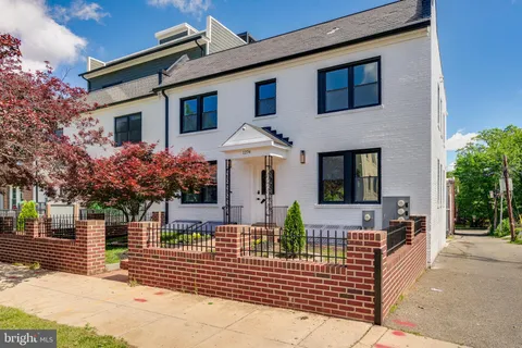$1,795,000 | 1274 Meigs Place Northeast, Washington, DC 20002