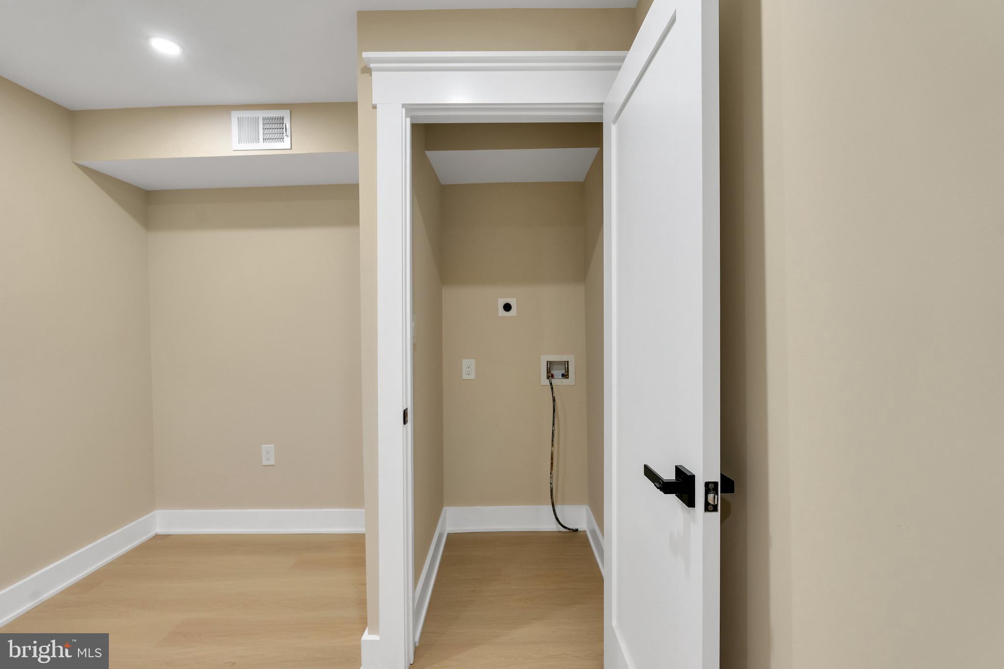 1274 Meigs Place Northeast Washington, DC 20002 - Photo 22 of 57 Washer/dryer hookups