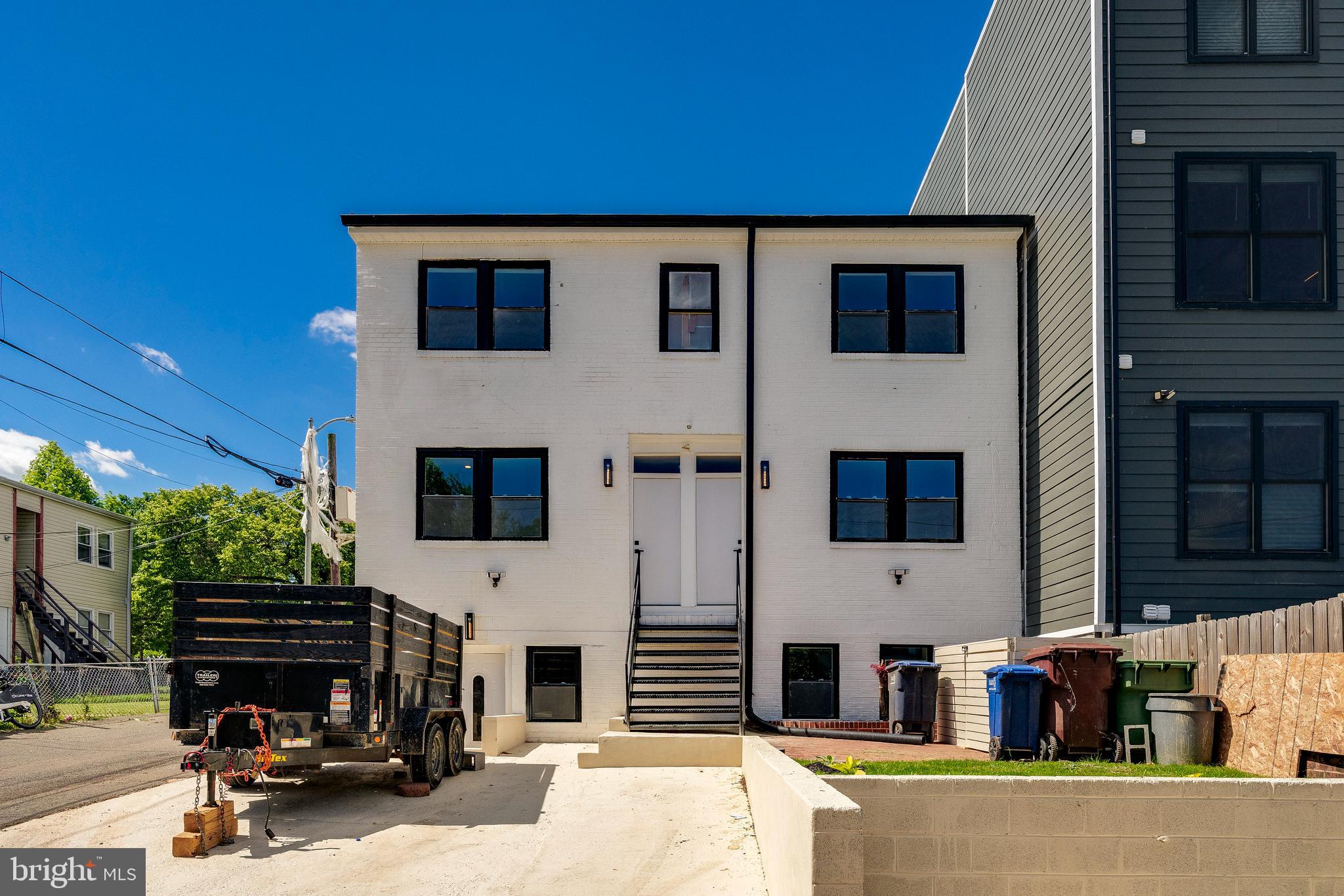 1274 Meigs Place Northeast Washington, DC 20002 - Photo 4 of 57 a house view with a outdoor space
