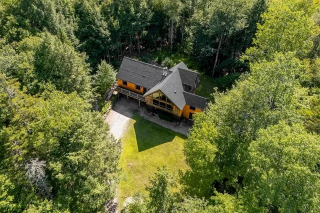 $575,000 | 532 Sherwood Forest, Londonderry, VT 05148