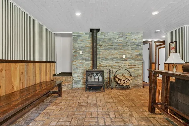 $575,000 | 532 Sherwood Forest, Londonderry, VT 05148